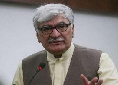 رئیس حزب عوامی ملی پاکستان: اسلام آباد باید فرایند صلح افغانستان را تسهیل کند